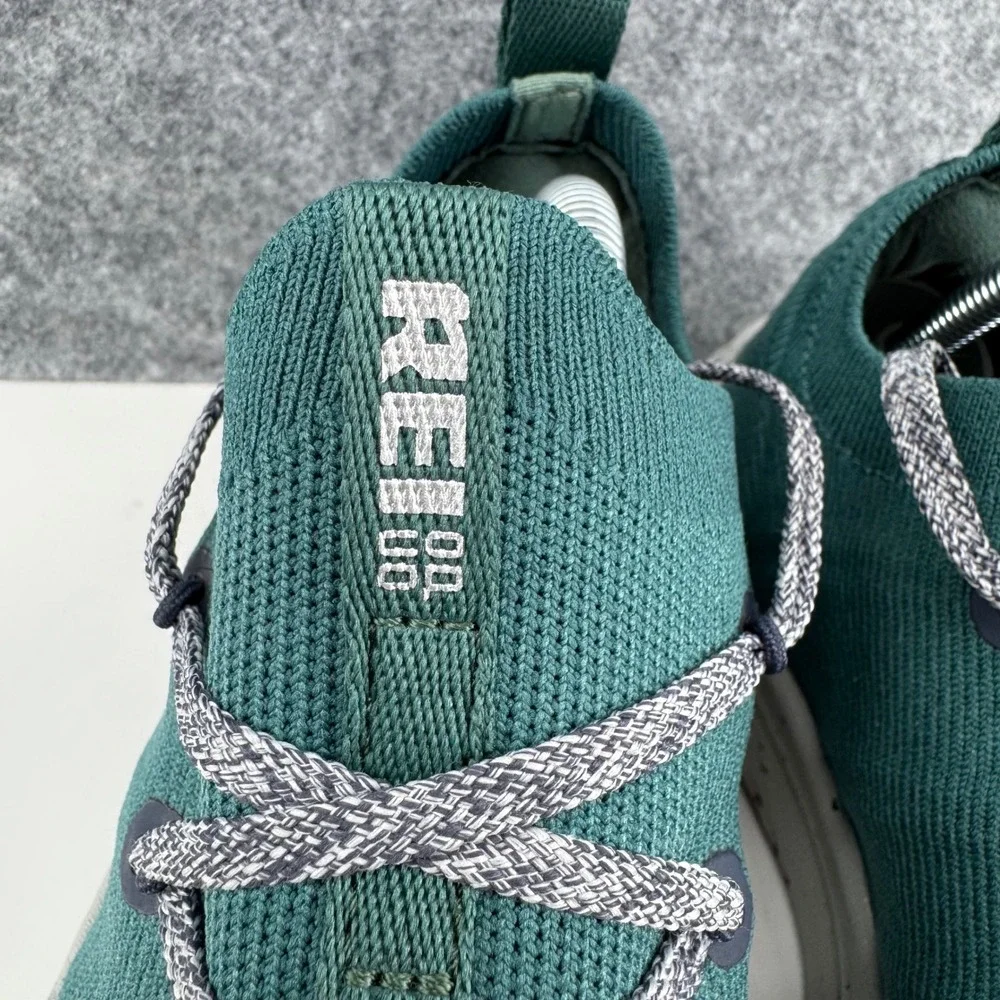 REI Co-op Beyonder Sneakers Womens 9.5 Green Knit Walking Shoes 00022950